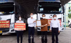 Tiếp nhận nghĩa tình chung tay cùng TP Hồ Chí Minh chống dịch