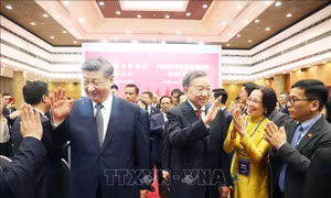Lãnh đạo Đảng, Nhà nước Việt Nam - Trung Quốc dự Liên hoan giao lưu hữu nghị nhân dân hai nước