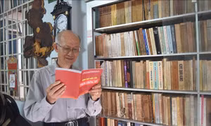 Thiêng liêng kỷ vật của cán bộ, nhà giáo đi B