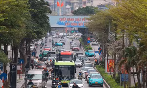 An ninh năng lượng: Dần hình thành mô hình dịch vụ vận tải xanh