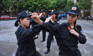 Hình ảnh đẹp trong tập luyện của các nữ chiến sĩ CSCĐ tỉnh Ninh Bình