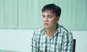 Đâm chết chủ quán nước vì sợi dây chuyền trên cổ