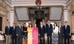TP.HCM tăng cường trao đổi công tác đại biểu nhân dân với TP Thượng Hải, Trung Quốc