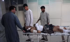 Làn sóng bạo lực tiếp diễn ở Afghanistan, nhiều người thương vong
