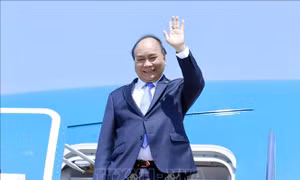 Thủ tướng Nguyễn Xuân Phúc lên đường tham dự Hội nghị cấp cao Á - Âu