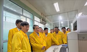 Phó Chủ tịch Quốc hội Nguyễn Đức Hải làm việc với Viện Nghiên cứu hạt nhân Đà Lạt