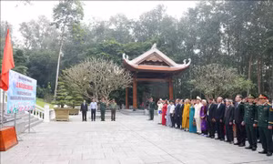 Các điển hình tiêu biểu trong học và làm theo tư tưởng, đạo đức, phong cách Hồ Chí Minh báo công dâng Bác
