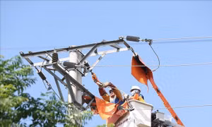 Nắng nóng đẩy phụ tải điện toàn quốc tăng 8,8%