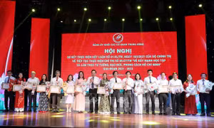 Tạo chuyển biến, đột phá trong học, làm theo tư tưởng, đạo đức, phong cách Hồ Chí Minh