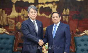 Thủ tướng đề nghị JBIC tài trợ vốn cho chuyển đổi năng lượng và giải quyết khó khăn tại dự án lọc dầu Nghi Sơn