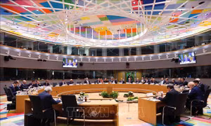 Lối thoát hẹp cho Brexit