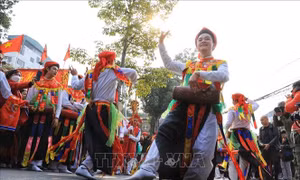 Về làng Triều Khúc xem điệu múa Bồng