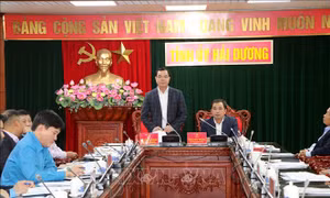 Đầu tư xây dựng các thiết chế công đoàn tại khu công nghiệp, khu chế xuất