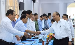 Thủ tướng Nguyễn Xuân Phúc làm việc với tỉnh Cà Mau