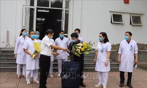 Bệnh nhân COVID-19 số 164 xuất viện tại Ninh Bình