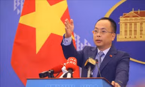 Phía Trung Quốc tạm dừng bán đấu giá các bản sắc phong của Việt Nam