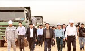 Thủ tướng Phạm Minh Chính kiểm tra dự án trọng điểm tại Điện Biên 