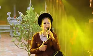 Giữ mãi 'ngọn lửa' tình yêu với nghệ thuật hát xẩm