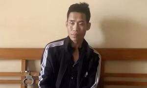 Bắt quả tang các đối tượng tàng trữ, mua bán trái phép chất ma túy