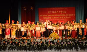 17 nghệ nhân của Hưng Yên được trao danh hiệu 'Nghệ nhân Nhân dân', 'Nghệ nhân Ưu tú'