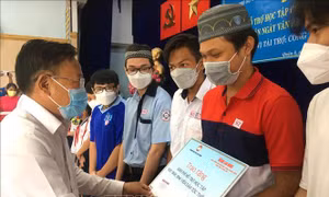 TP Hồ Chí Minh: Nhiều hoạt động chăm lo học sinh, sinh viên, lao động là người dân tộc 