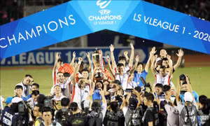 Nhìn lại V.League 2020: Kết thúc đẹp trong mùa giải đầy biến động