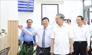 Tổng Bí thư khảo sát thực tế mô hình tổ chức chính quyền địa phương 2 cấp tại xã Tân Vĩnh Lộc, TP Hồ Chí Minh