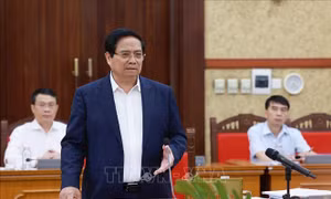 Thủ tướng chủ trì cuộc làm việc của Bộ Chính trị với Ban Thường vụ Tỉnh ủy Tây Ninh và Tuyên Quang