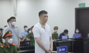 Nguyên Thứ trưởng Bộ Y tế Trương Quốc Cường thiếu trách nhiệm, cho nhập 148 tỷ đồng thuốc giả