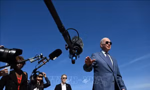 Lý do Tổng thống Biden và ông Mike Pence cũng giữ tài liệu mật nhưng không bị truy tố