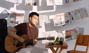 Tạ Quang Thắng vừa quen vừa lạ trong album mới ‘Chàng trai với cây đàn guitar’