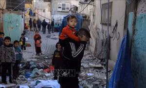 Tình cảnh tại thành phố biên giới nơi gần nửa dân số Gaza đang sống chen chúc 