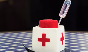 Tiệm cà phê ra mắt bánh vaccine COVID-19