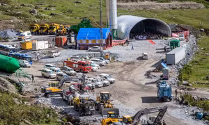 Ấn Độ tăng tốc xây đường hầm gần biên giới với Trung Quốc