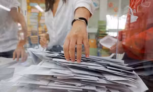 Ngôi làng Tây Ban Nha hoàn tất bầu cử trong 30 giây
