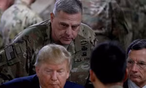 Mối quan hệ dần nhạt phai giữa Tổng thống Trump và các tướng quân đội
