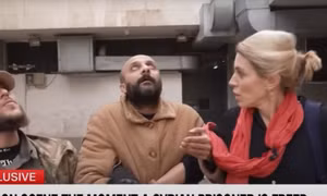 CNN lao đao bởi bản tin 'giải cứu tù nhân' Syria