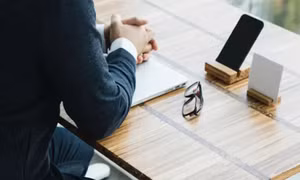 Thổi hồn vào những chiếc đũa bỏ đi tại nhà hàng