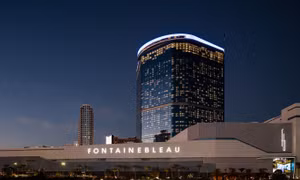Khu nghỉ dưỡng xa hoa tại Las Vegas khánh thành sau 12 năm 'đắp chiếu'