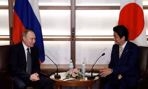 Thủ tướng Nhật Bản Abe sẽ điện đàm với Tổng thống Putin