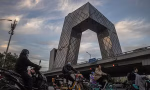 Trung Quốc bắt giữ nhân viên của hãng tin Bloomberg 