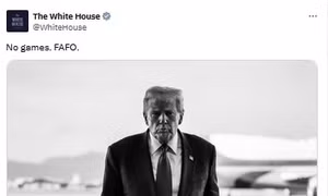 Nhà Trắng đăng ảnh Tổng thống Trump tại sân bay Hàn Quốc