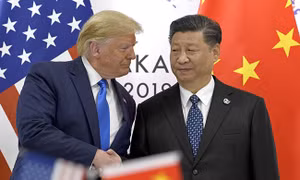 Tổng thống Trump: Hoãn đánh thuế hàng Trung Quốc là quà Giáng Sinh cho người Mỹ
