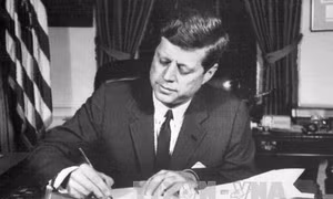 Mỹ xử lý thế nào với tài liệu Nga cung cấp về vụ ám sát Tổng thống Kennedy?