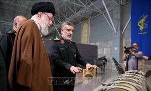 Điểm danh các tên lửa đạn đạo đáng gờm trong kho của Iran và Israel