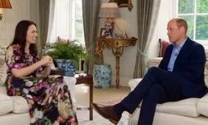 Cựu Thủ tướng New Zealand Jacinda Ardern xuất hiện trong vai trò mới