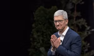 Ông Tim Cook trở thành tỷ phú sau 9 năm là CEO Apple