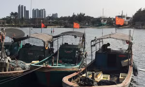 Malaysia chặn tàu cá, bắt ngư dân Trung Quốc xâm phạm lãnh hải