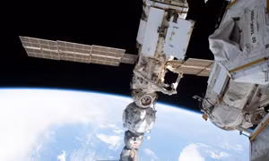 NASA tiến gần hơn với kế hoạch đưa ISS rơi xuống biển