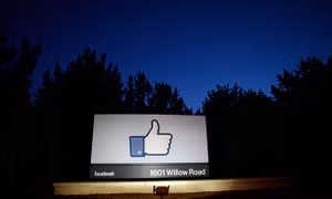 Thanh niên Mỹ lũ lượt từ bỏ Facebook